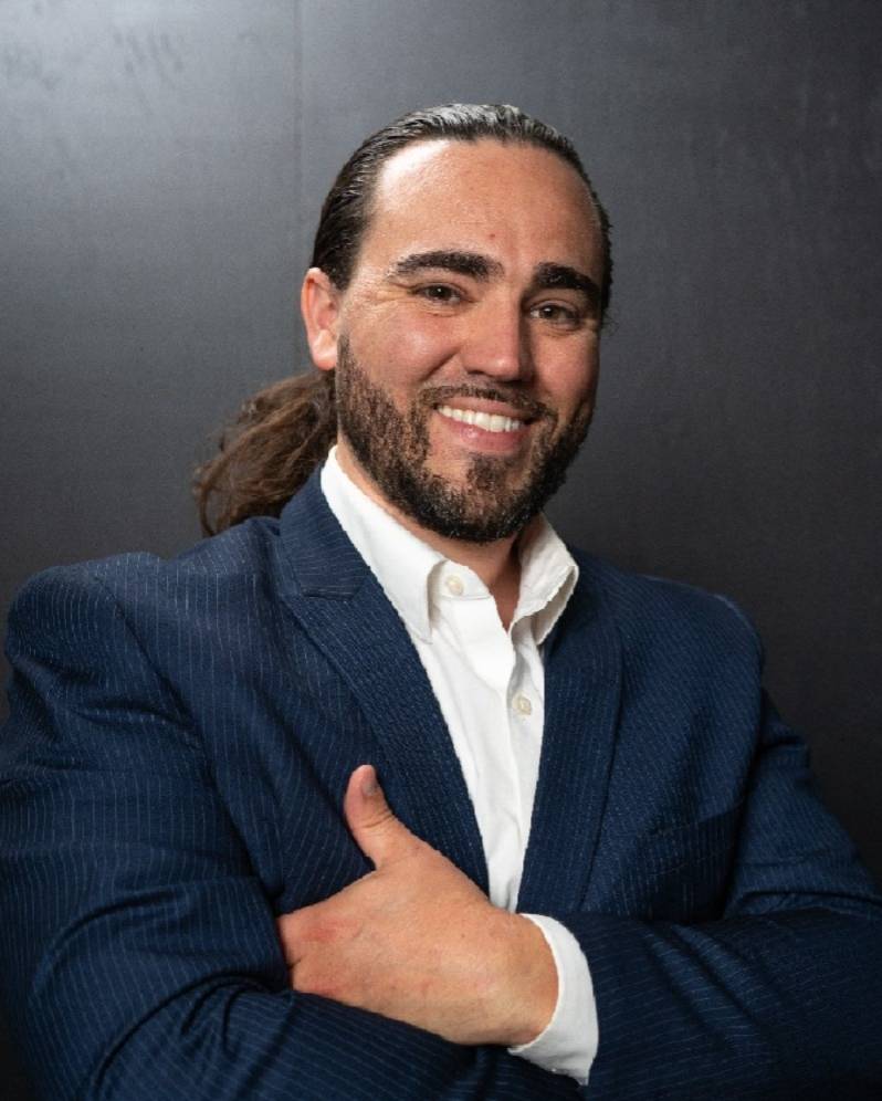 Ryan Gozinsky-Irwin is a Realtor and General Contractor behind Casa de RJ, specializing in high-end remodels, additions, and ground-up construction. With hands-on experience in both construction and real estate, he brings a practical, detail-driven perspective to every project—helping clients make informed decisions, maximize value, and execute with clarity. His approach is rooted in clear communication, intentional leadership, and building long-term relationships through quality work.