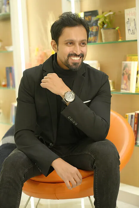 Dr Dhananjay Hemmady