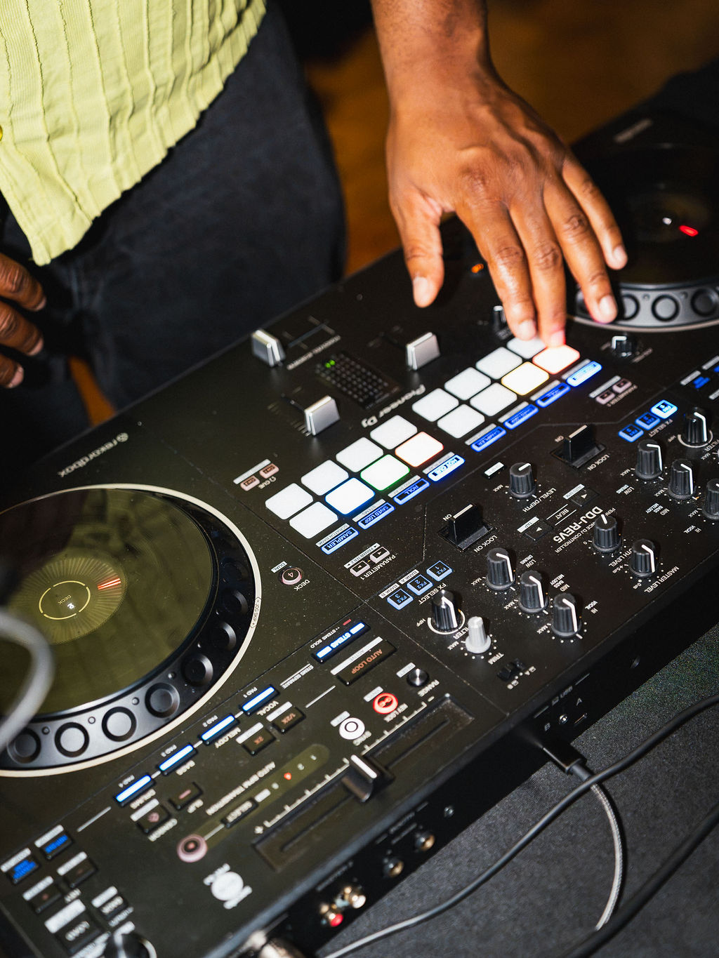 Hands on the decks at Kaya