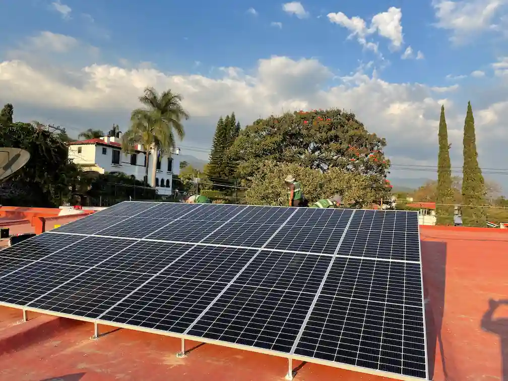 Detalle paneles solares