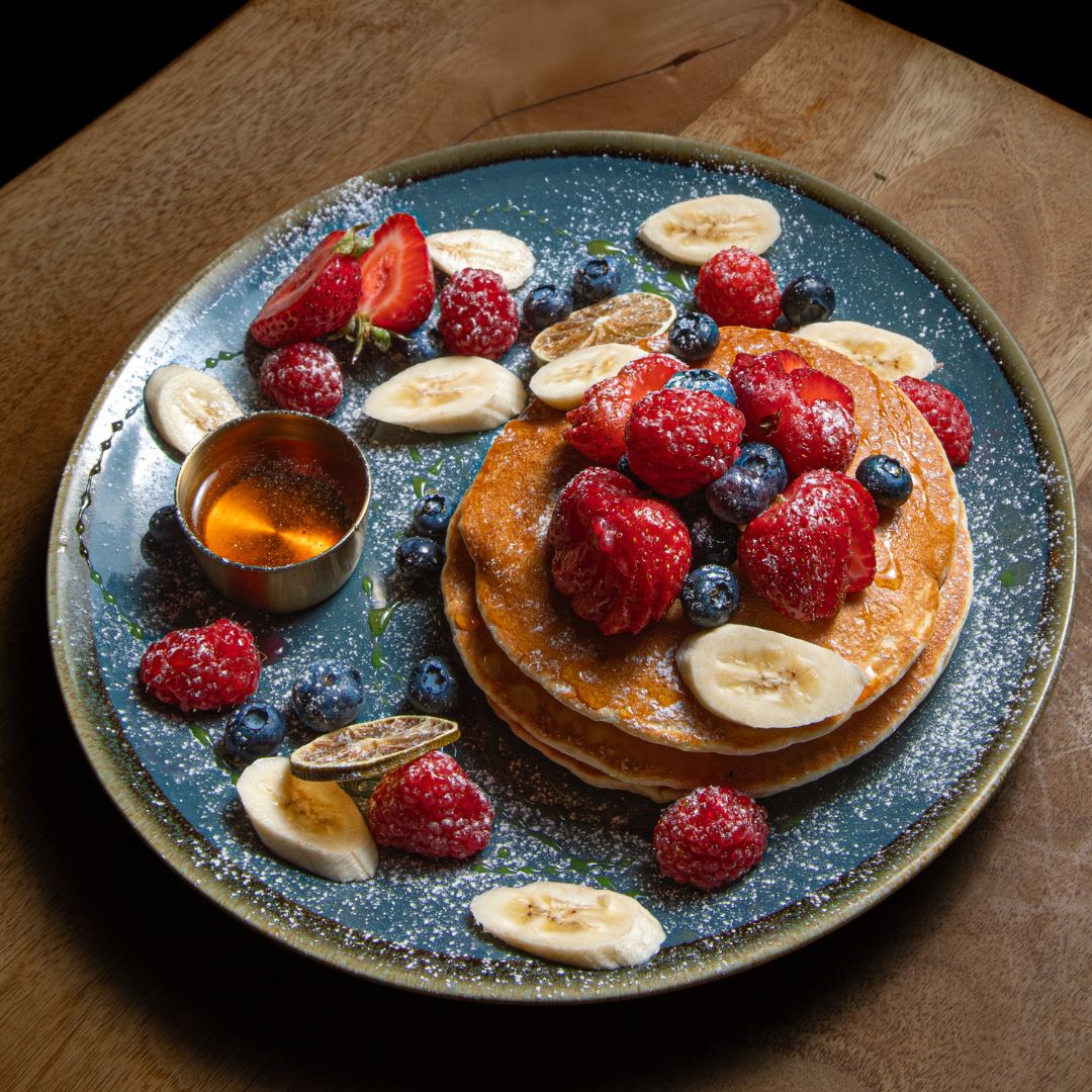 pancakes with fresh fruit