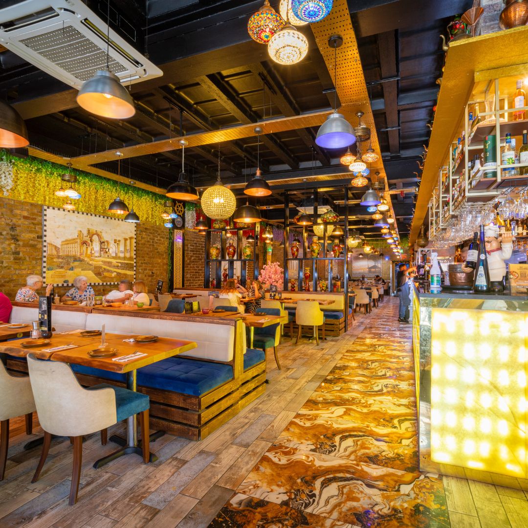 Modern restaurant lighting