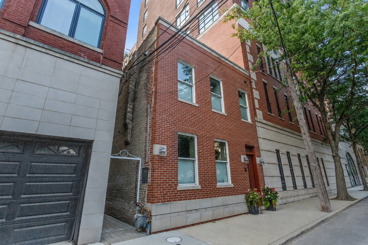 1436 N Orleans St thumbnail 2