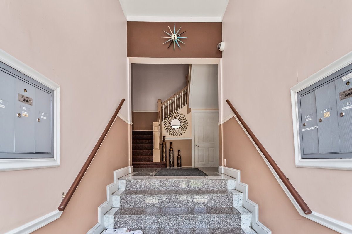 4548 S Indiana Ave #1S thumbnail 3