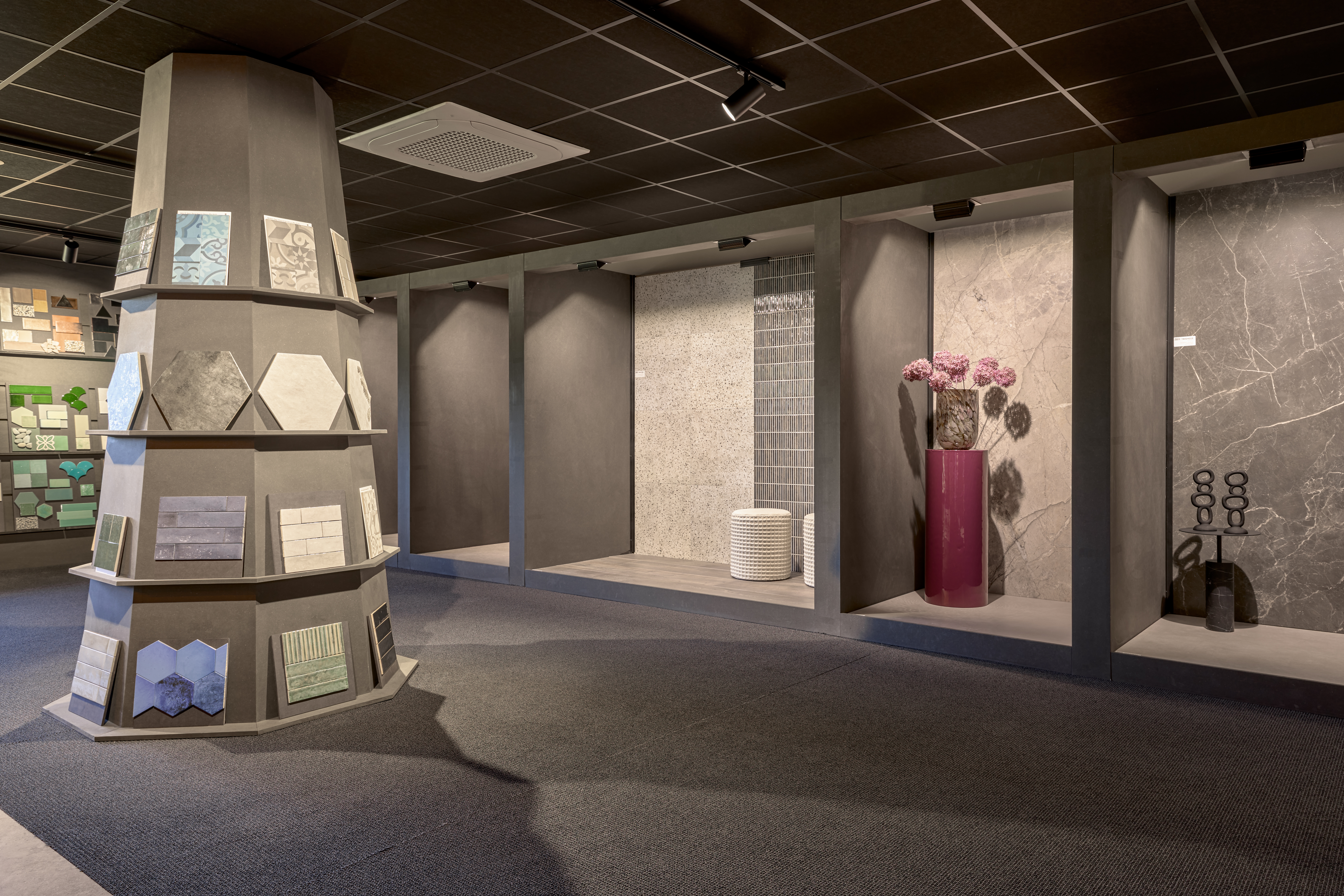 Showroom en magazijn