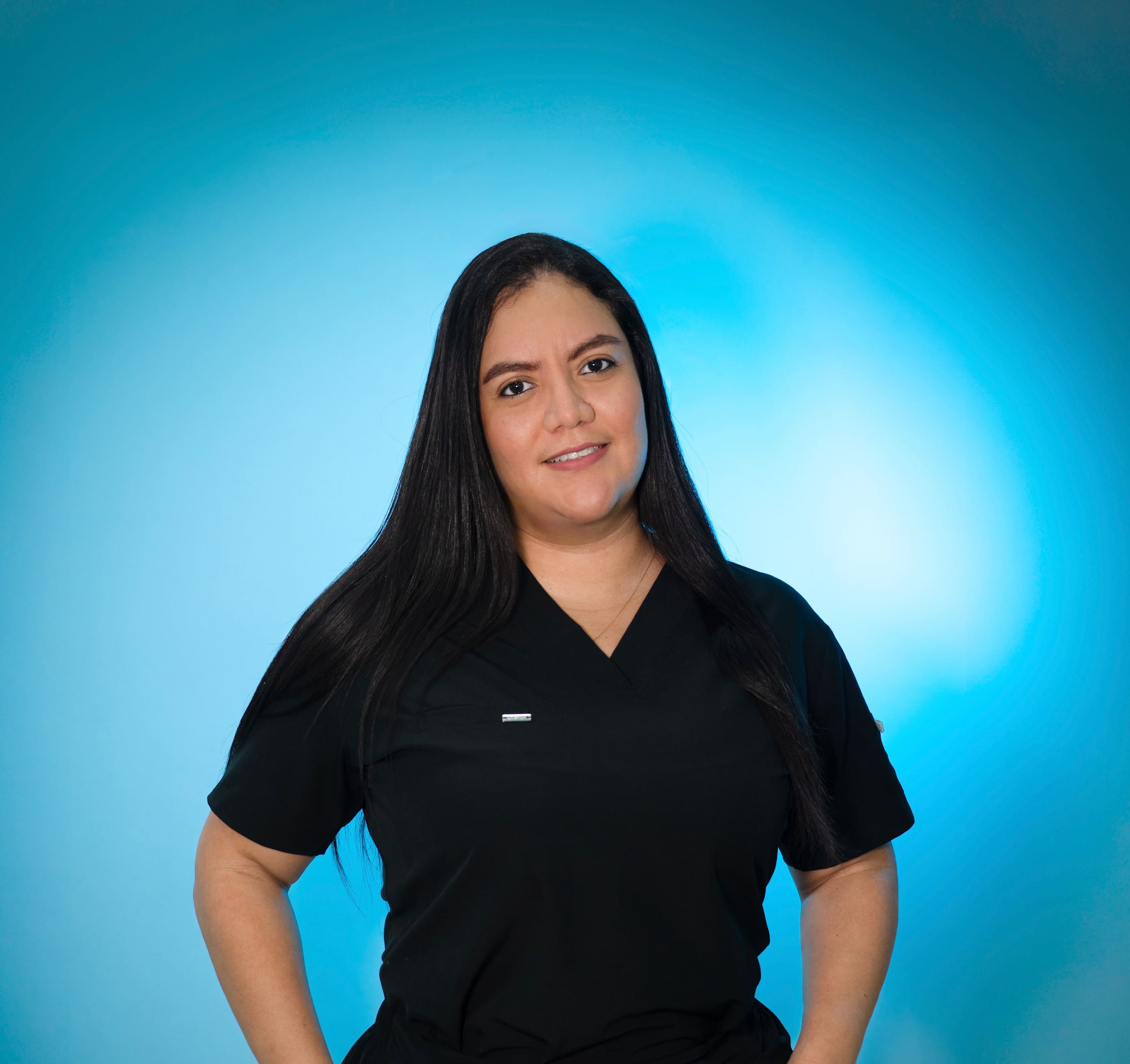 Retato de Sindy Lugo Quiroz, Especialista en Odontopediatría y Ortopedia Maxilar. Énfasis en endodoncia para dientes temporales. Docente universitaria.