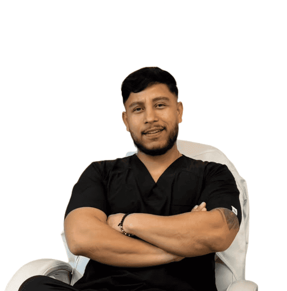 Retato de Fabian Martínez Borrero, Endodoncista. Énfasis en trauma dentoalveolar y cirugía micro apical.