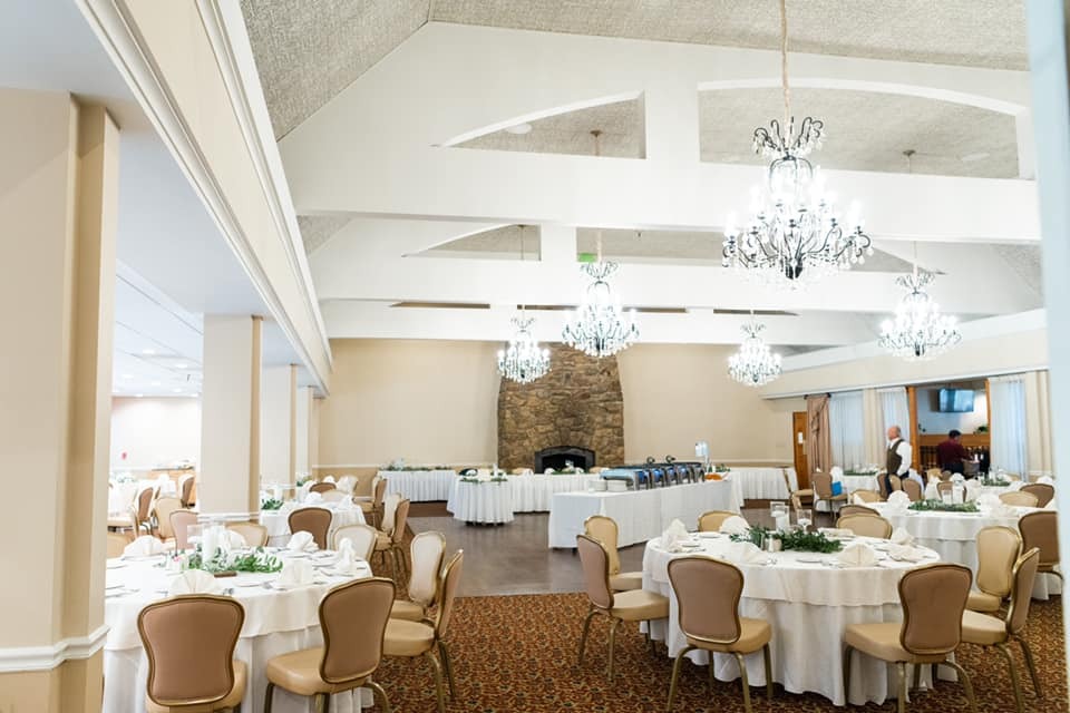 The Wildwood Country Club ballroom set for dinner