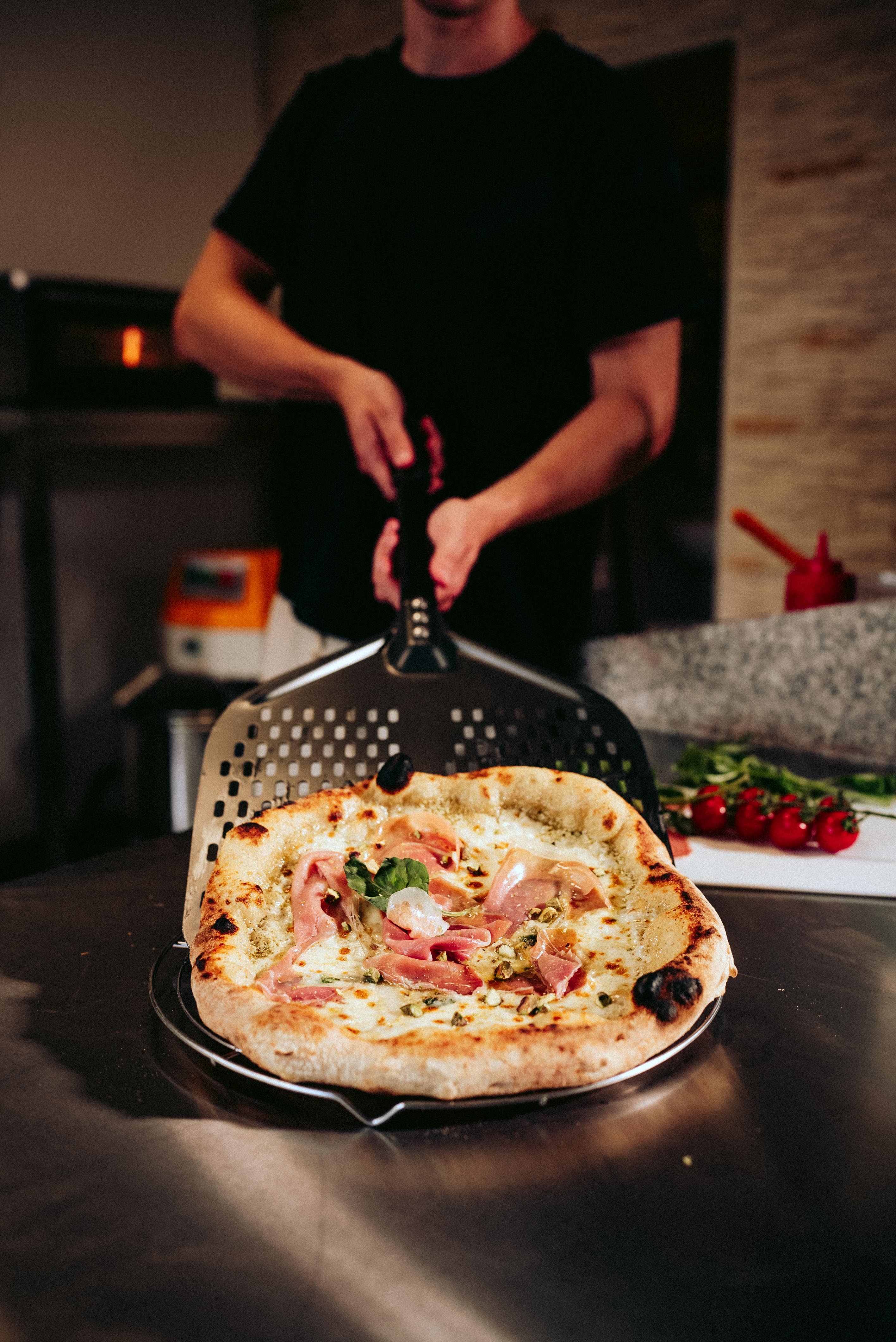 Pizza készítés a ChefPro Academy tankonyháján