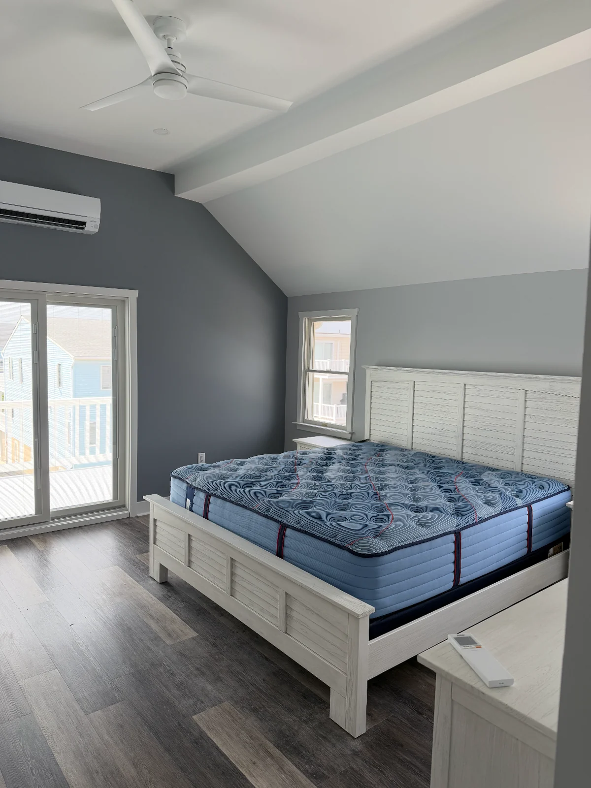 Bedroom remodeling work by Michael John Contractors