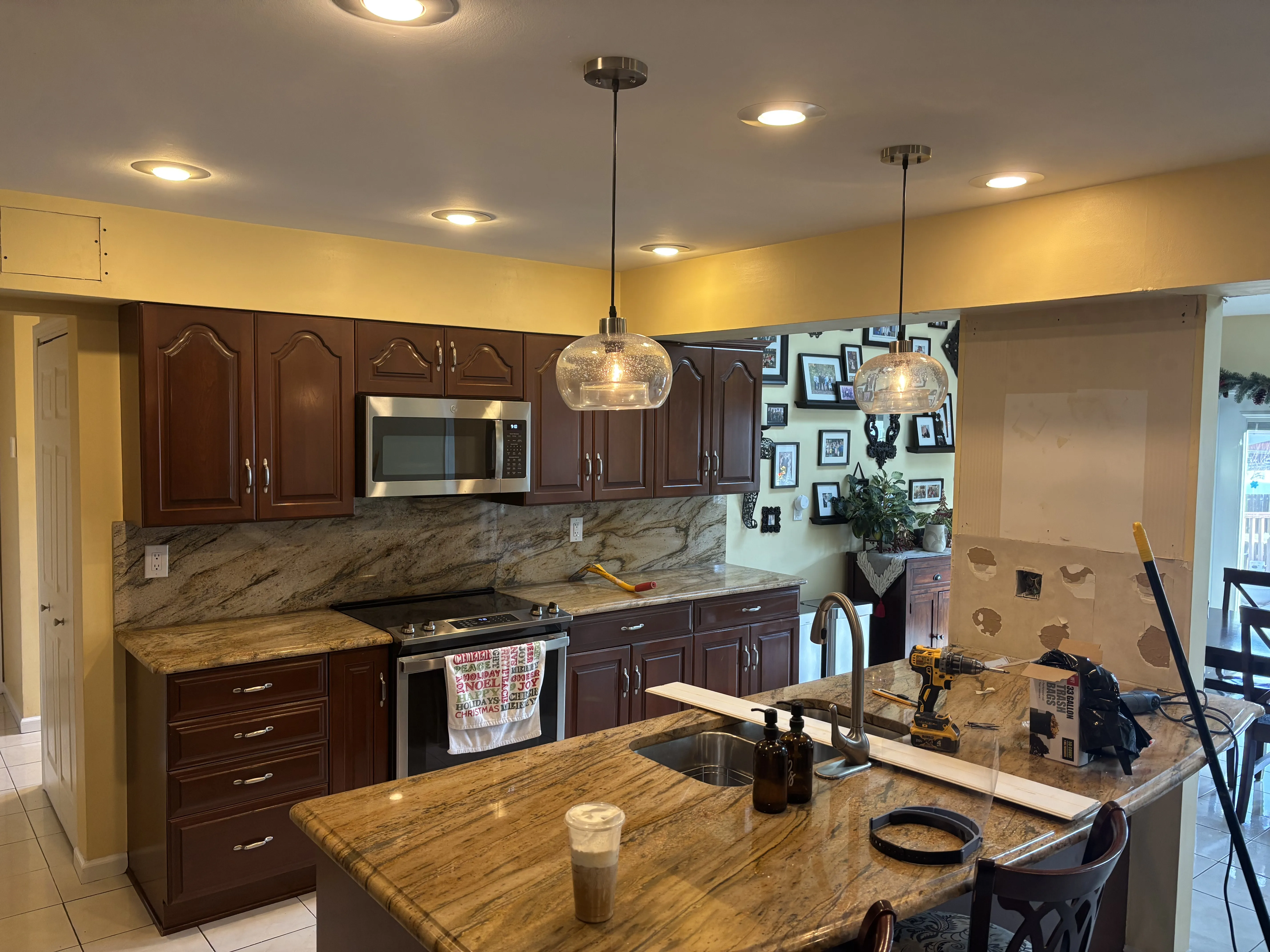Kitchen in Huntingdon Valley before remodeling by Michael John Contractors