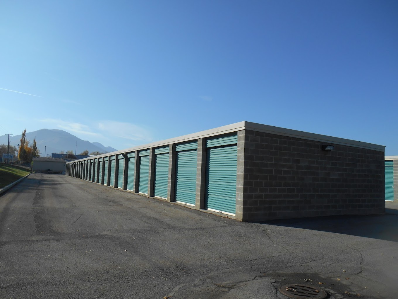 Self storage facility near me