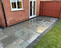 Pavesett patio project