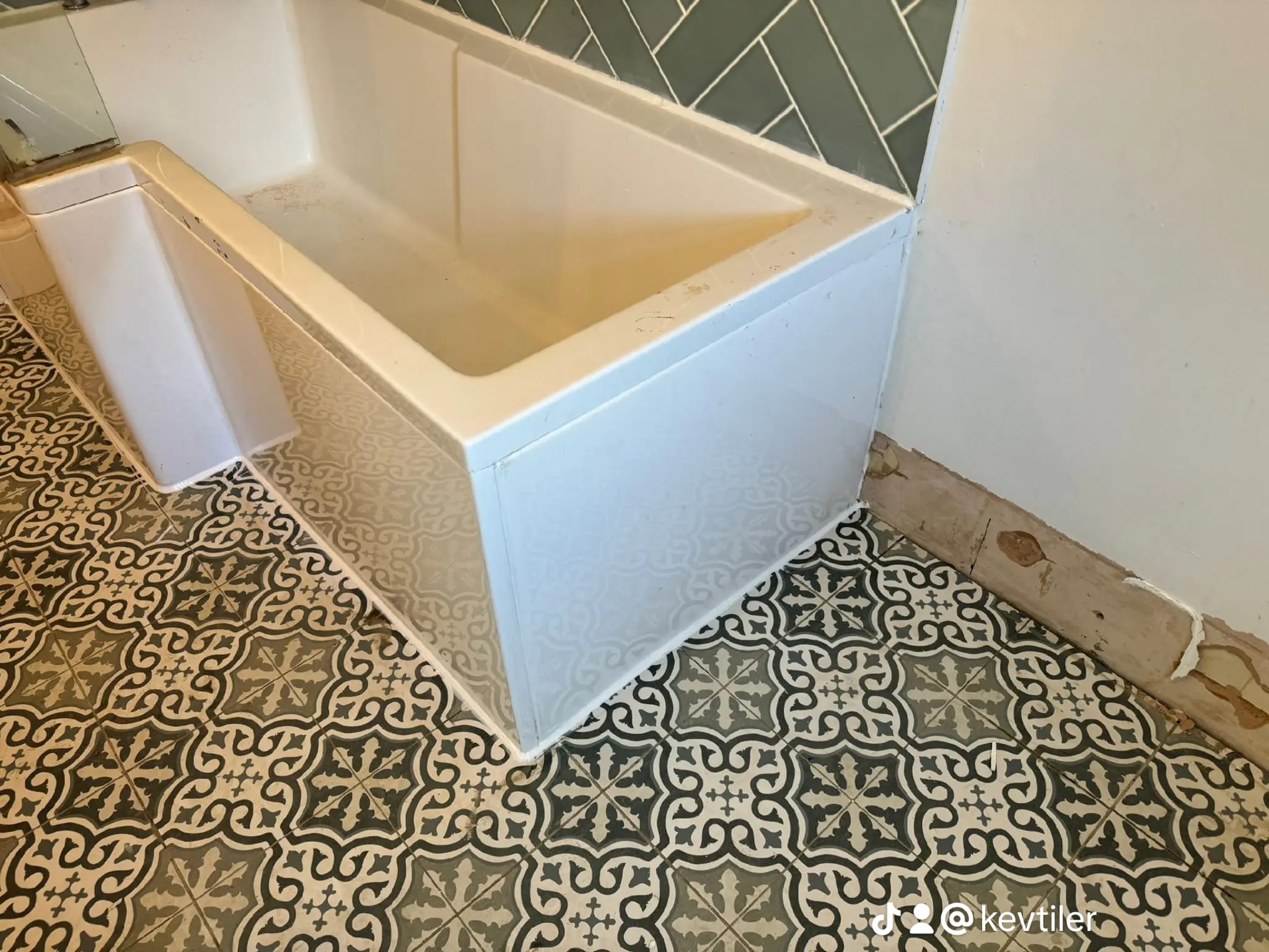 Floor tiling