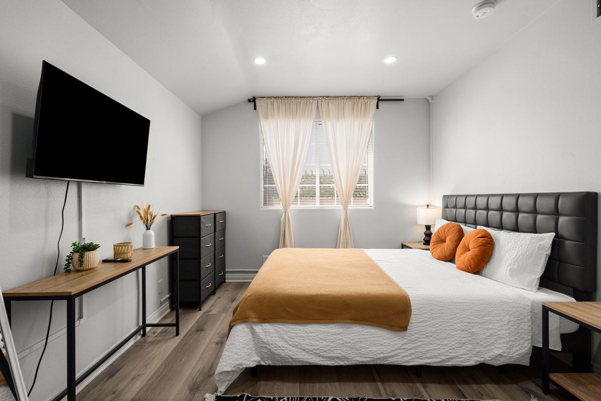 Bedroom at Anaheim Villa Estates