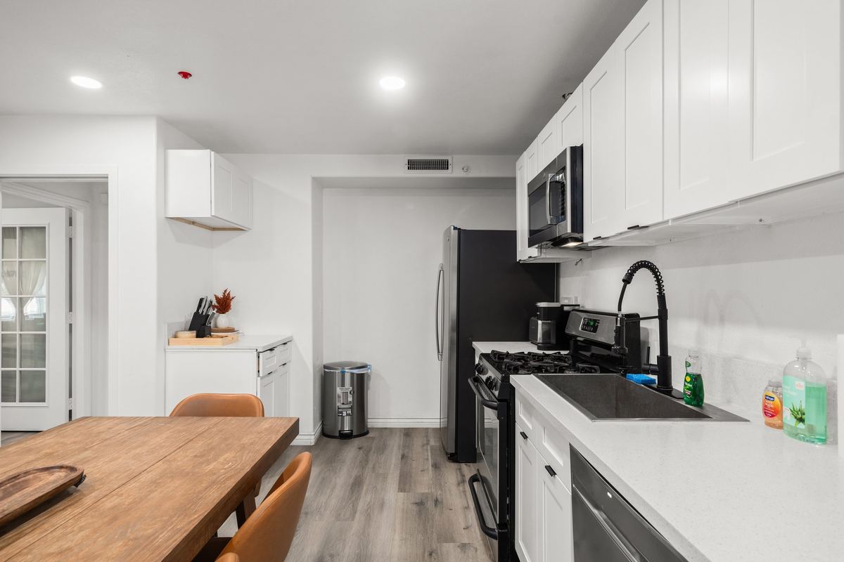 Kitchen at Anaheim Villa Estates
