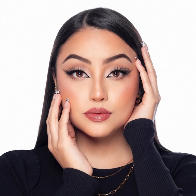 Nicolle Chang, maquilladora profesional