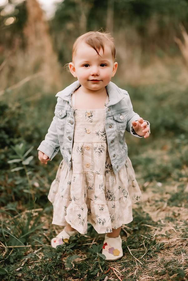 Baby milestone and cake smash session