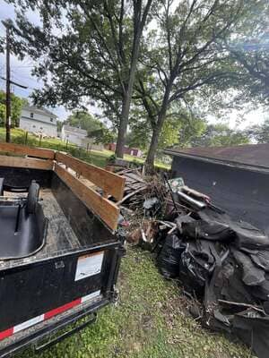 Storage unit clean out in Middletown , KY