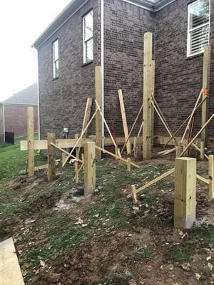 {{ custom_values.service_1 }} in {{custom_values.area_4})