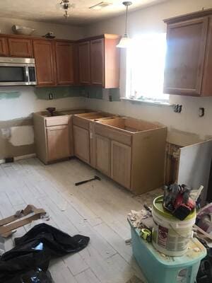 {{ custom_values.service_4 }} in {{custom_values.area_1})