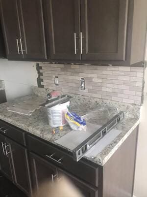 {{ custom_values.service_1 }} in {{custom_values.area_5})