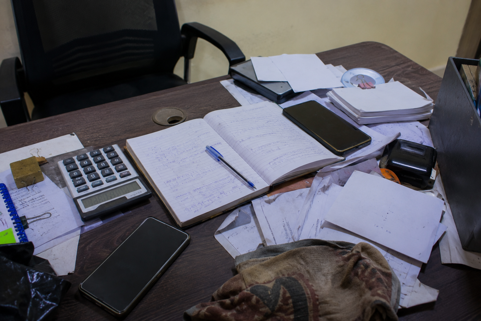 Scattered tools used in an unstructured Lagos dispatch operation
