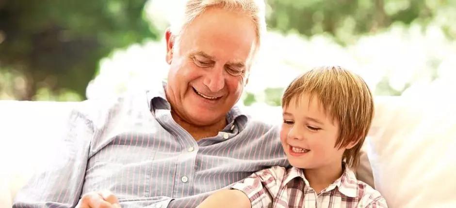 Encías sanas para conservar tus dientes toda la vida