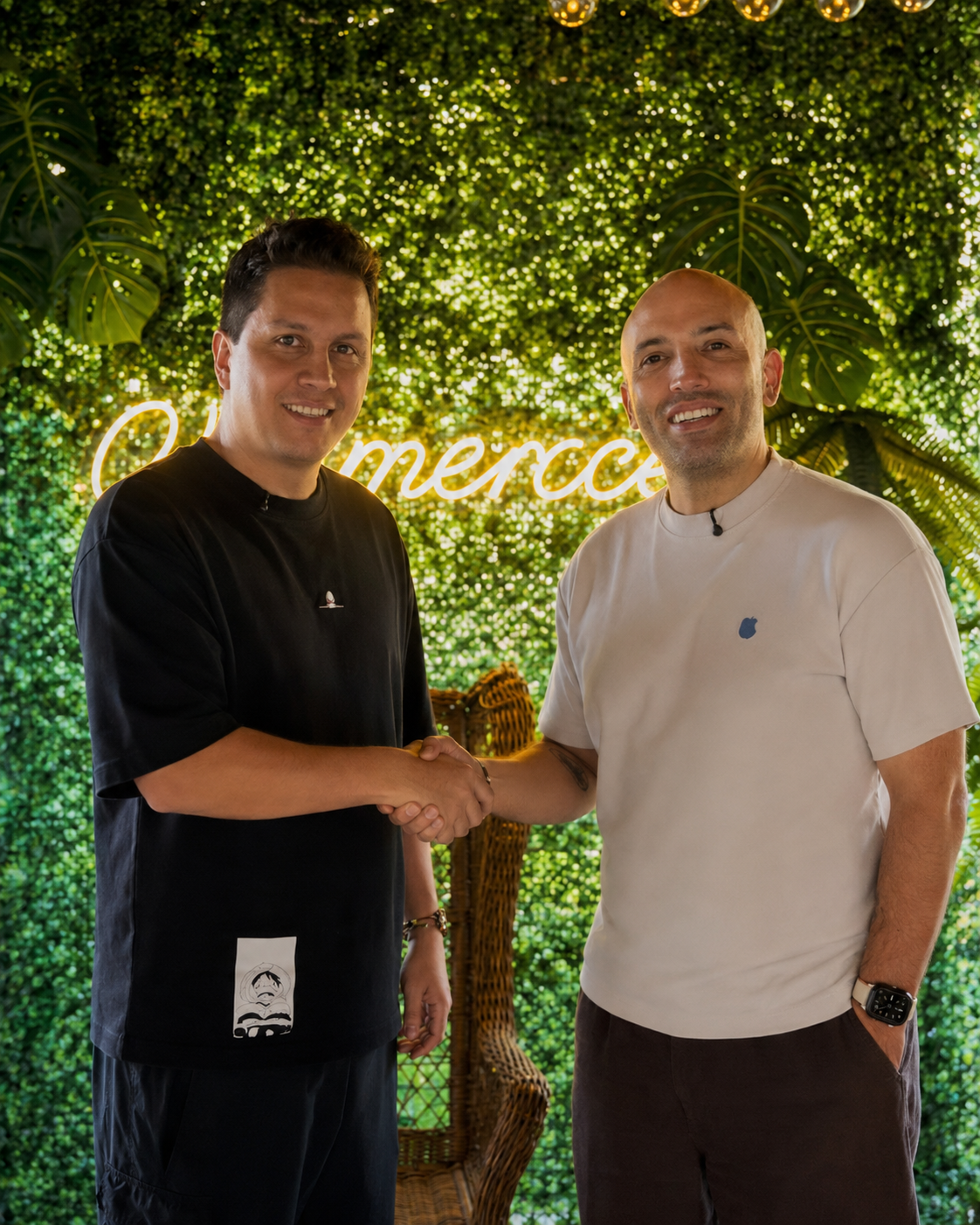 Leonardo Franco junto a representante de Unmerco
