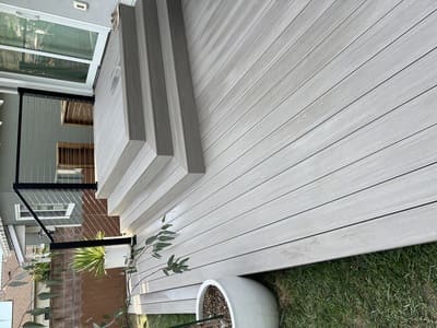 {{ custom_values.service_4 }} in {{custom_values.area_4})