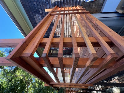 {{ custom_values.service_1 }} in {{custom_values.area_6})