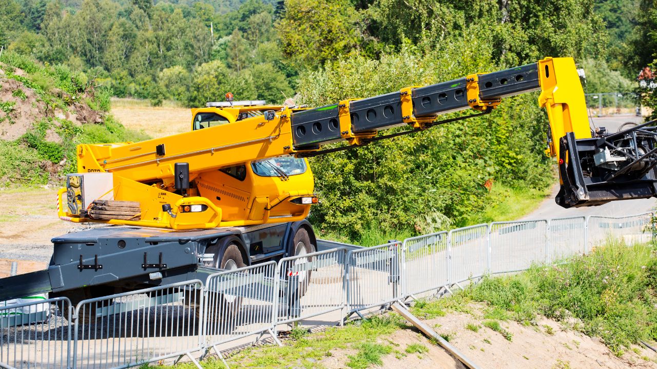 Skylift mobile crane fleet operating on a Dubai construction site