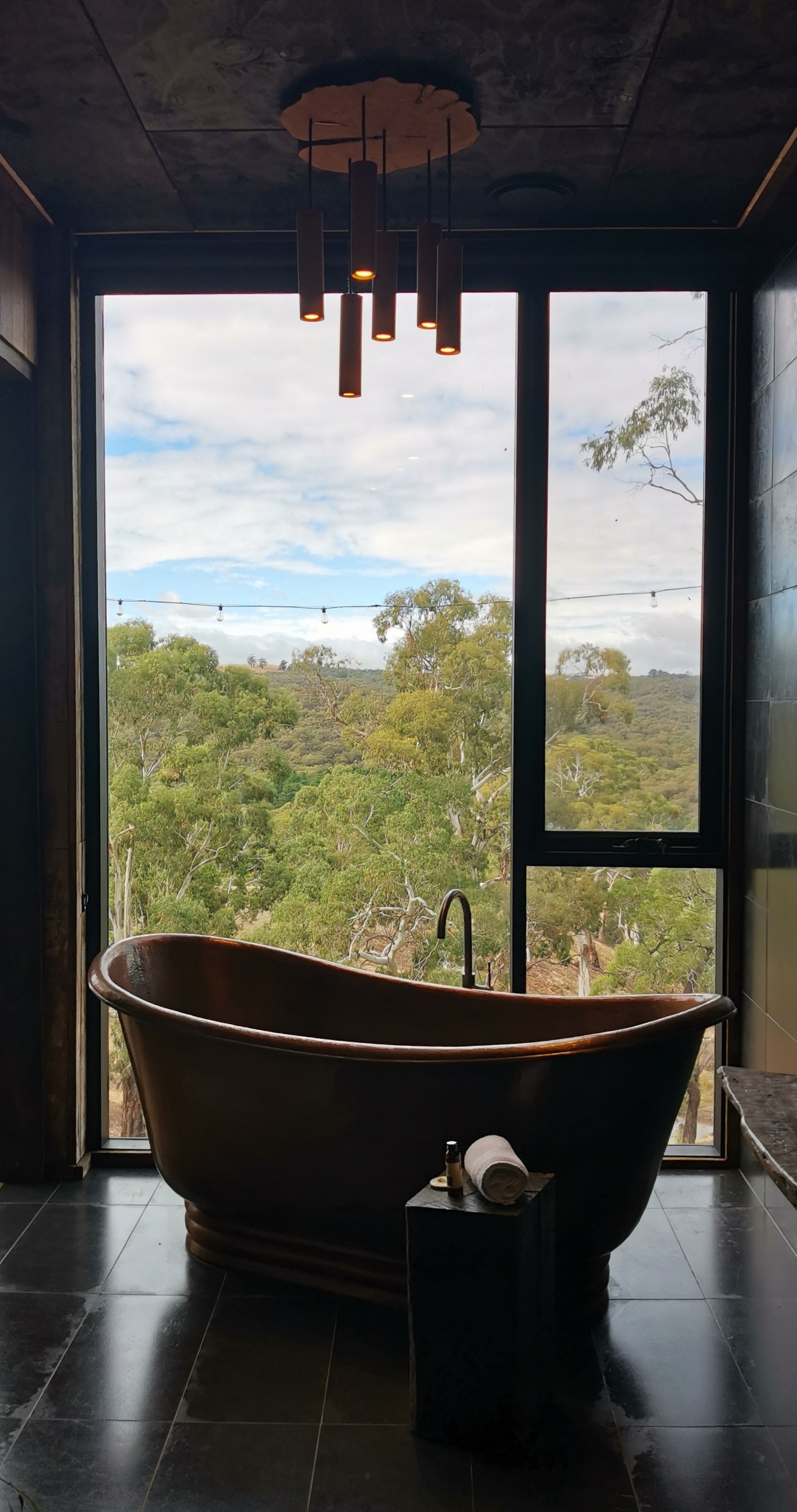 Creative Hosts Treehouse