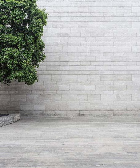 Concrete wall and flooring