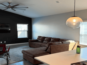 {{ custom_values.service_4 }} in {{custom_values.area_5})