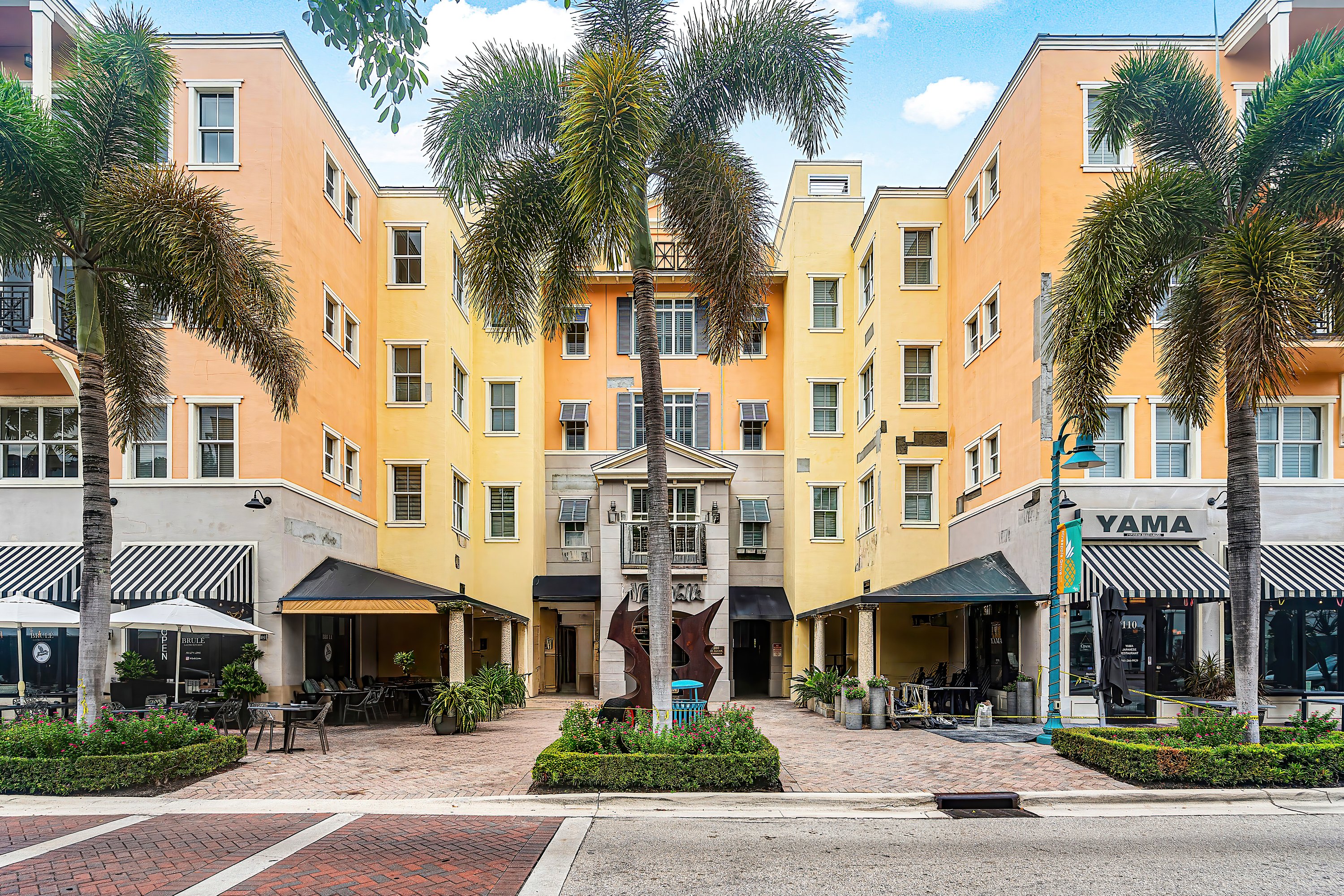 City Walk at Pineapple Grove mixed use building with ground floor retail, Delray Beach