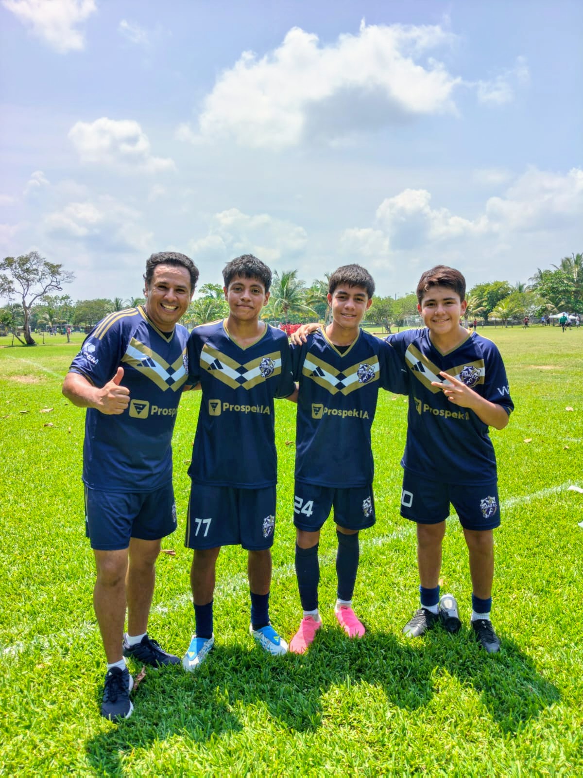 Titanes FC - Comunidad