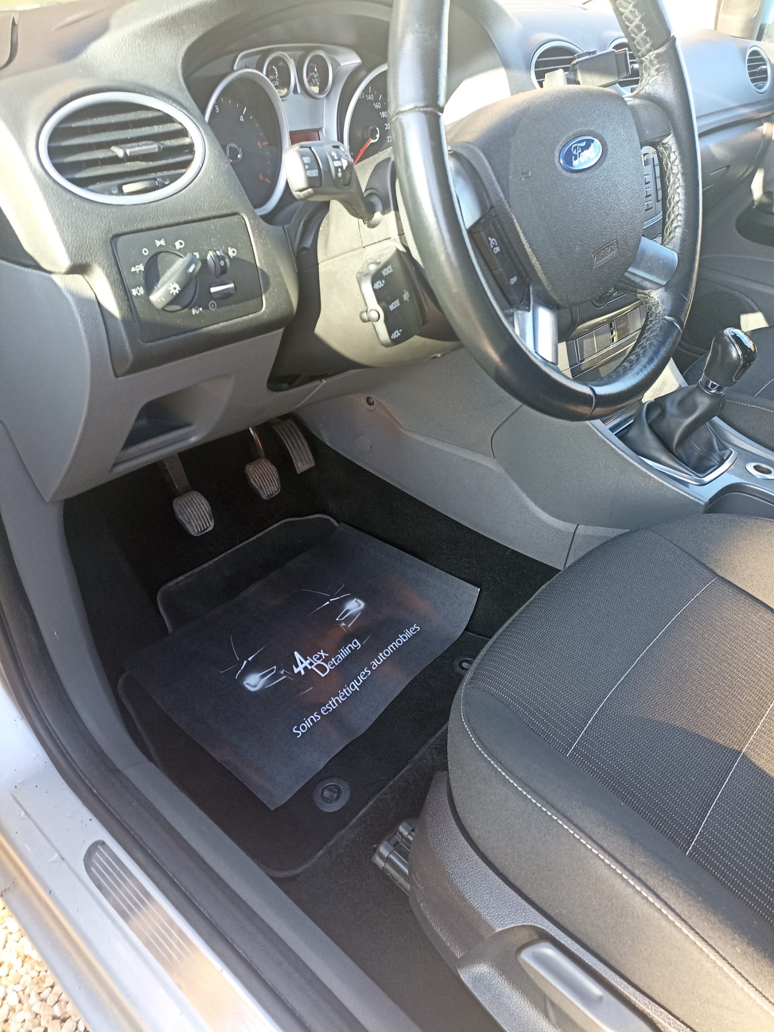 nettoyage voiture poitiers entreprise / détaillant automobile poitiers / nettoyage intérieur voiture poitiers / detailing automobile poitiers / entretien flotte véhicule poitiers / nettoyage véhicule professionnel poitiers / hygiène véhicule entreprise / nettoyage auto professionnel poitiers / image de marque entreprise véhicule / nettoyage voiture commercial poitiers / entretien véhicule entreprise / nettoyage habitacle voiture / désinfection voiture poitiers / nettoyage siège voiture poitiers / lavage auto professionnel poitiers / gestion flotte automobile poitiers / nettoyage véhicule utilitaire poitiers