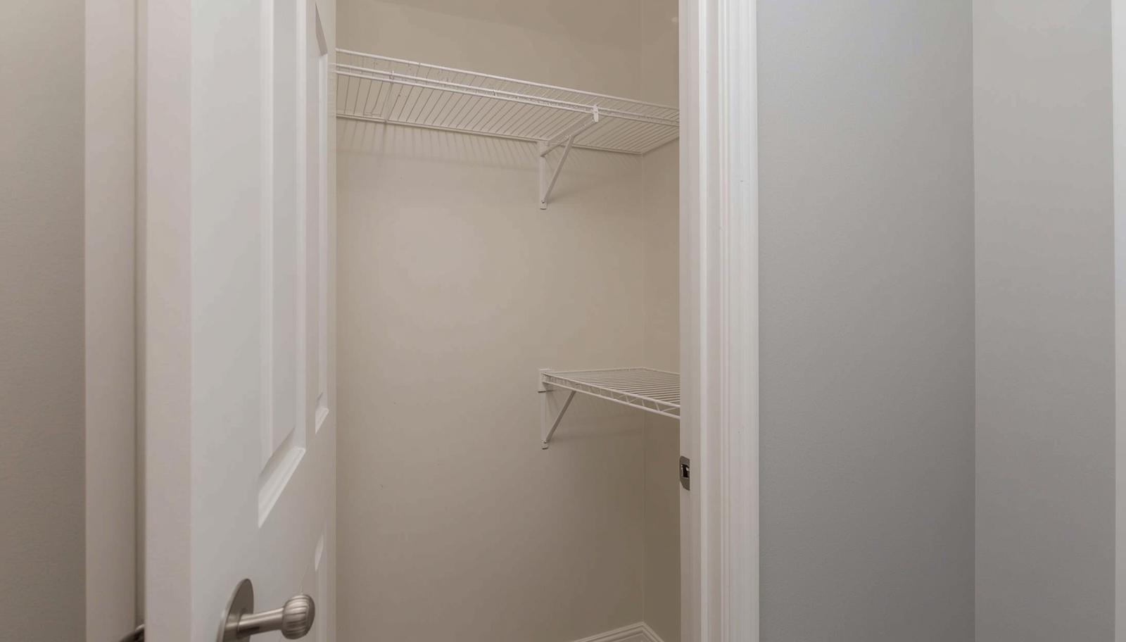 Custom closet Centennial Hills Las Vegas