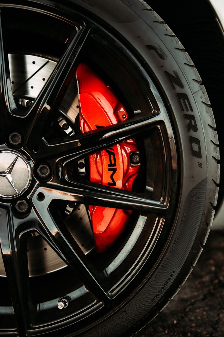 Wheel and tire detailing in Memphis