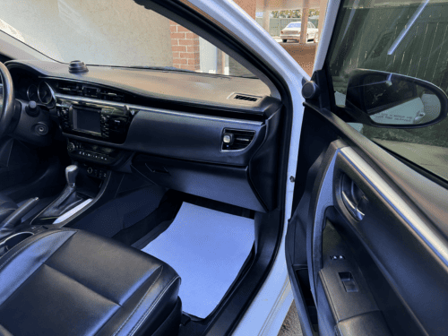 Interior auto detailing in Calgary