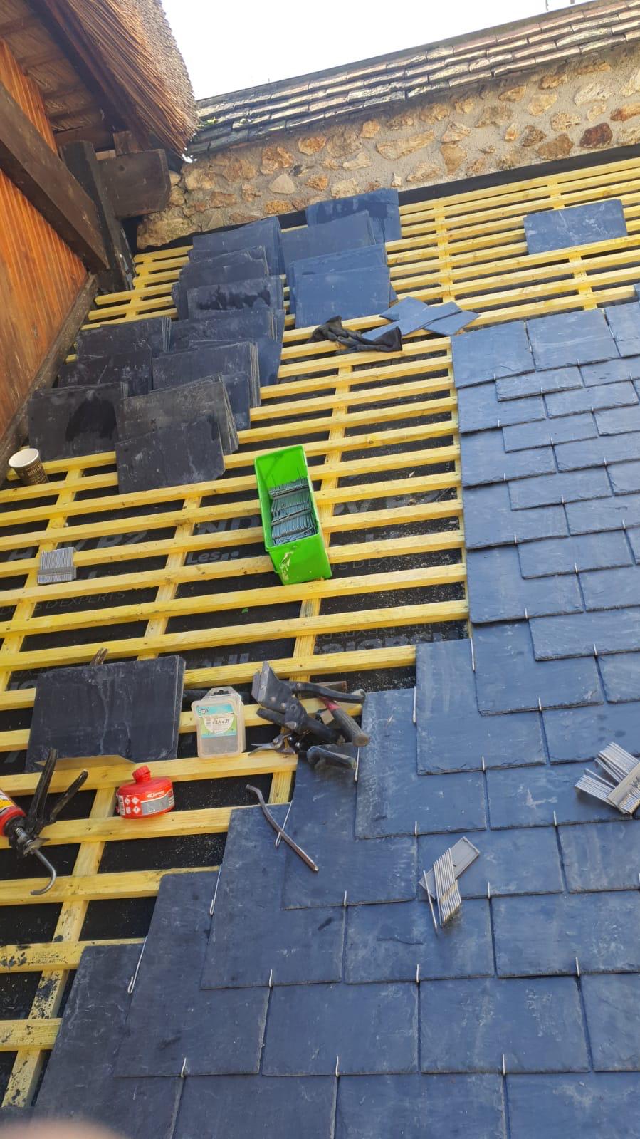 pose tuiles beauvais / couvreur beauvais / entreprise couverture beauvais / nettoyage couverture beauvais / pose velux beauvais / rénovation toiture beauvais / entretien toiture beauvais / couvreur oise / artisan couvreur beauvais / travaux toiture beauvais / toiture durable beauvais / étanchéité toiture beauvais / réparation tuiles beauvais / couverture professionnelle beauvais