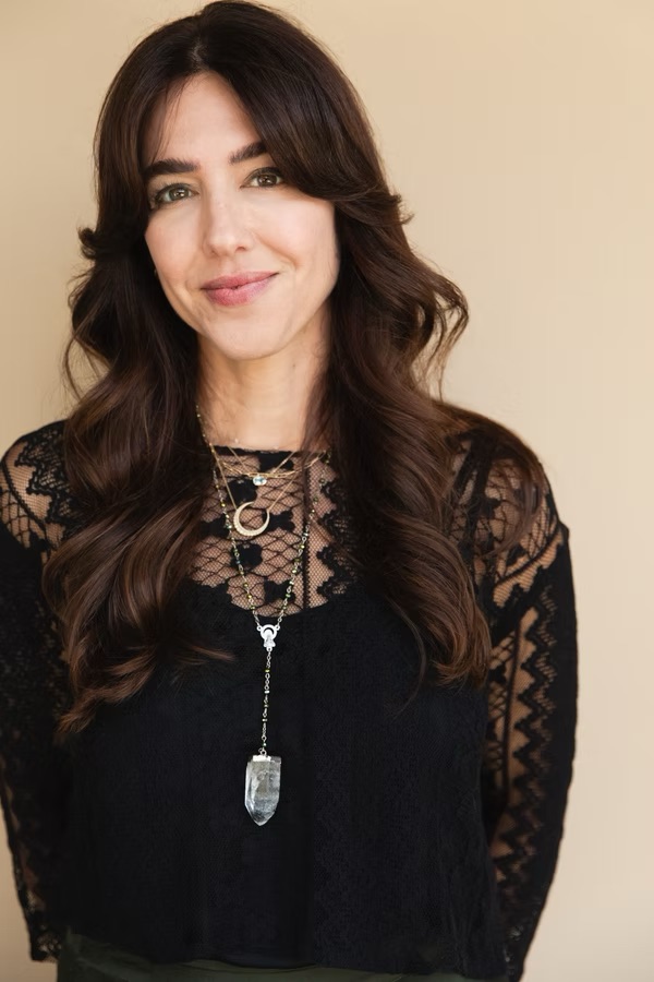 Annalisa Barrett, LMFT &mdash; postpartum depression and anxiety therapist in Encino, California