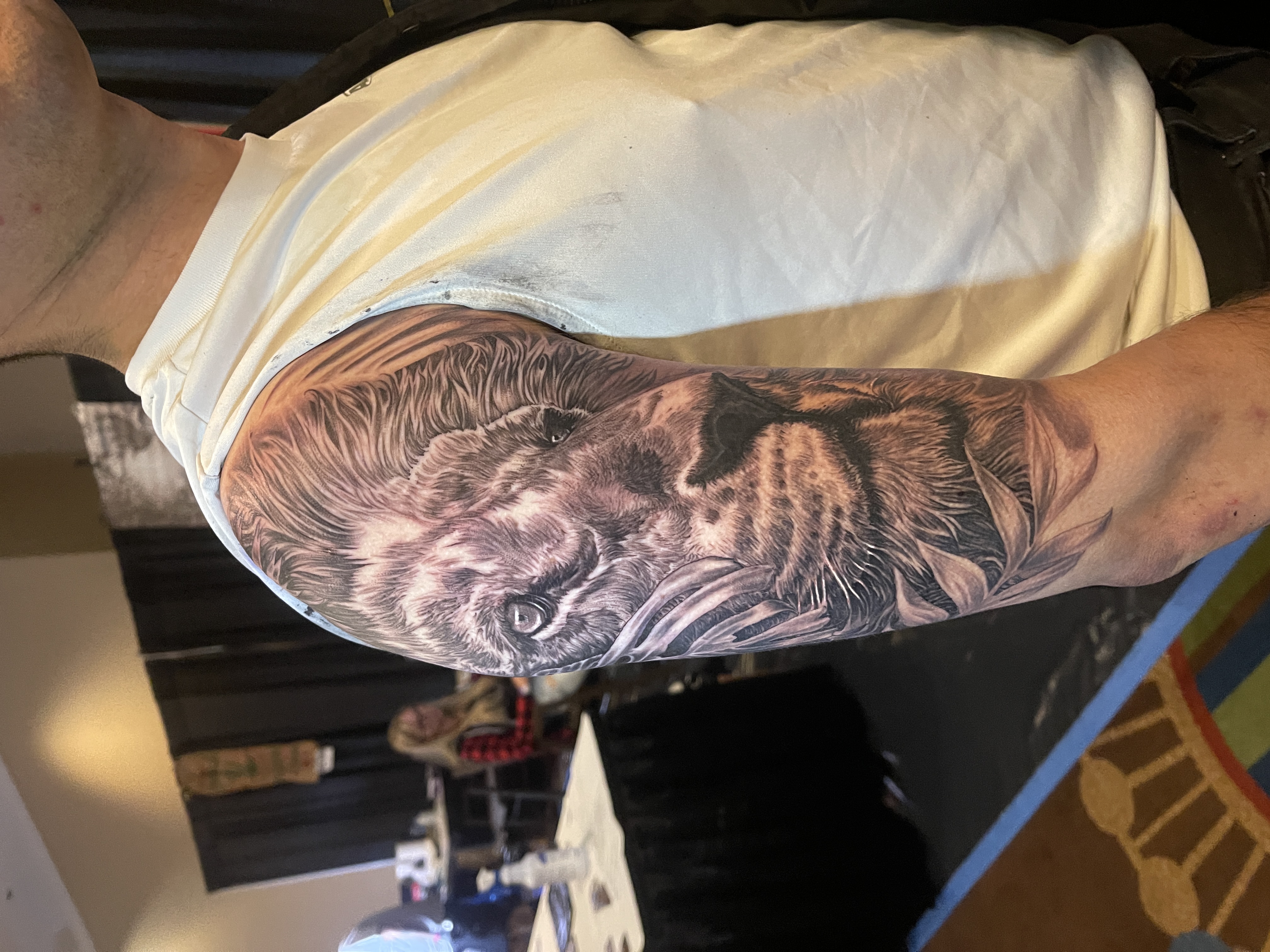 Detailed realism tattoo