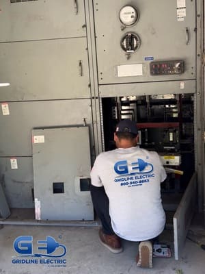 {{ custom_values.service_3 }} in {{custom_values.area_3})