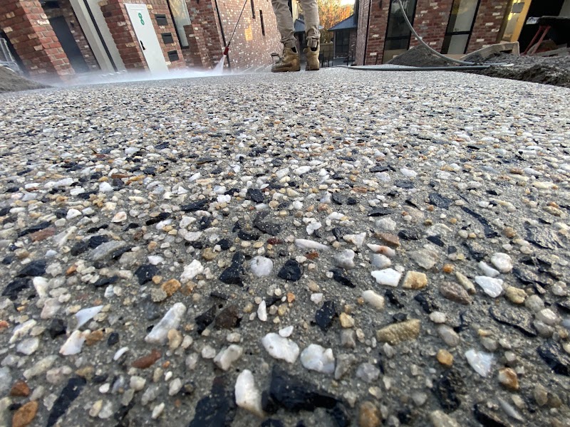 Exposed aggregate finish detail
