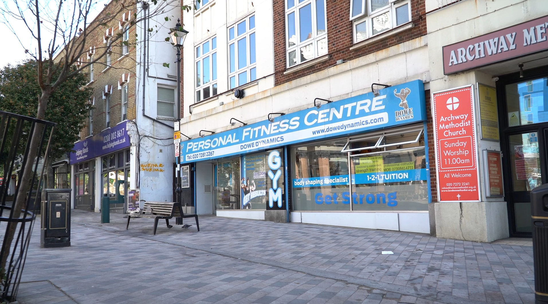 Personal trainer coaching a one-on-one session in Archway Personal trainer coaching a one-on-one session in Archway