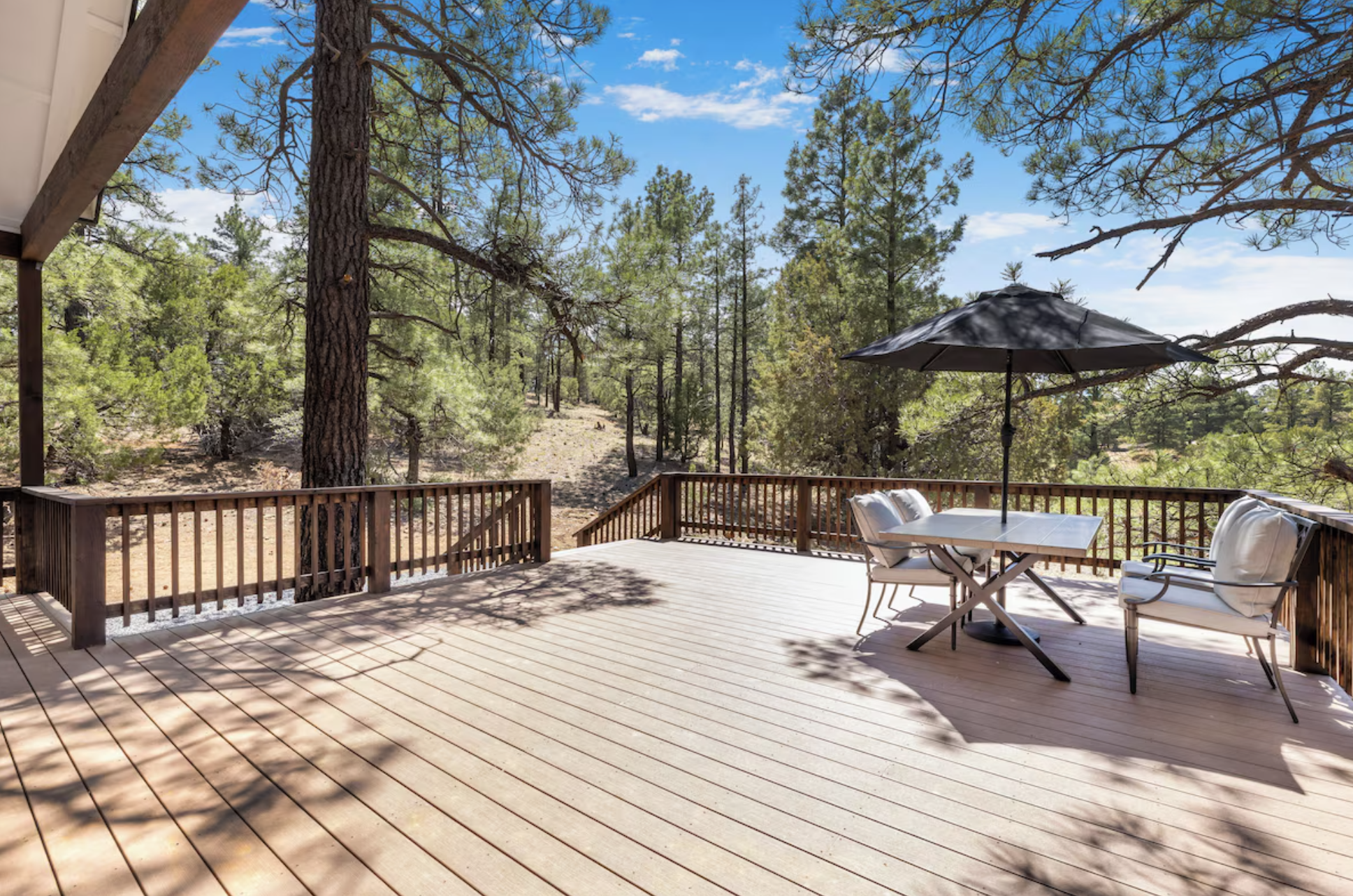 Cabin gallery image 10