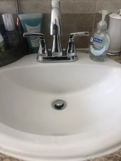 {{ custom_values.service_4 }} in {{custom_values.area_3})