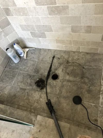 {{ custom_values.service_1 }} in {{custom_values.area_3})